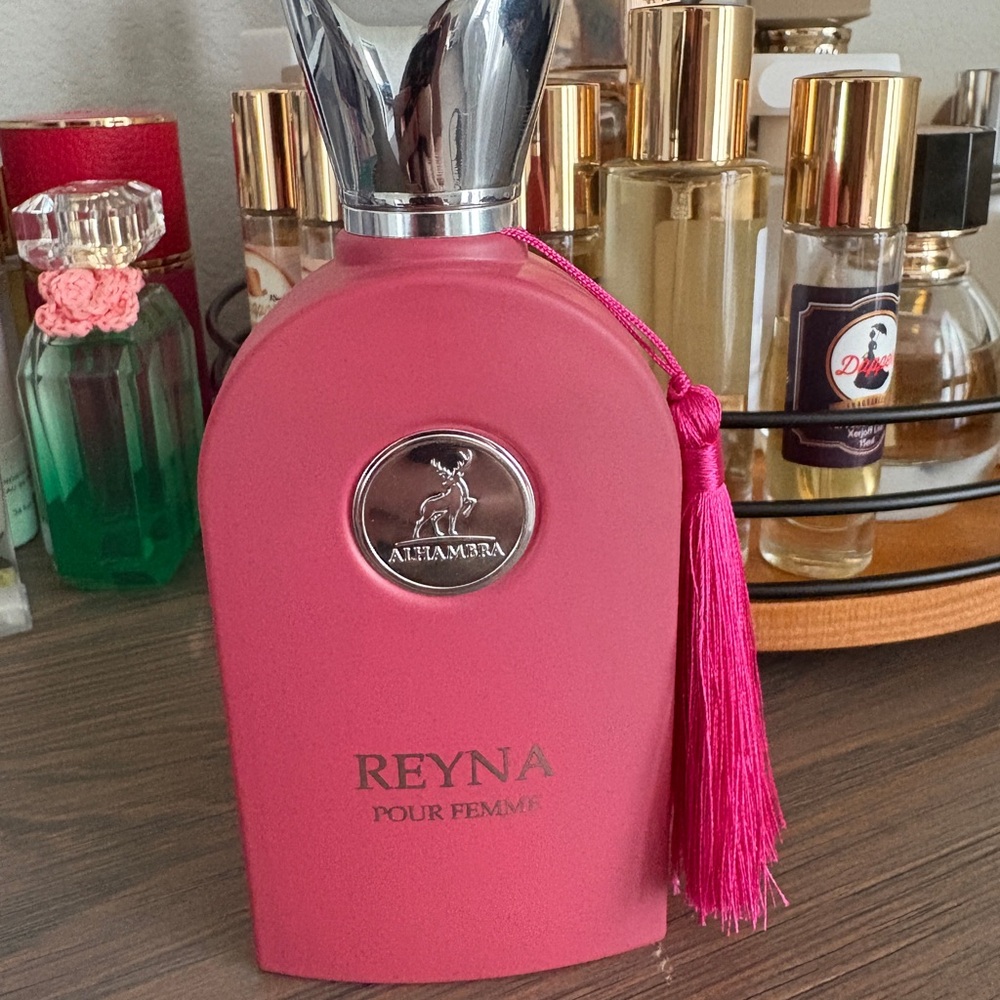 Reyna Pour Femme